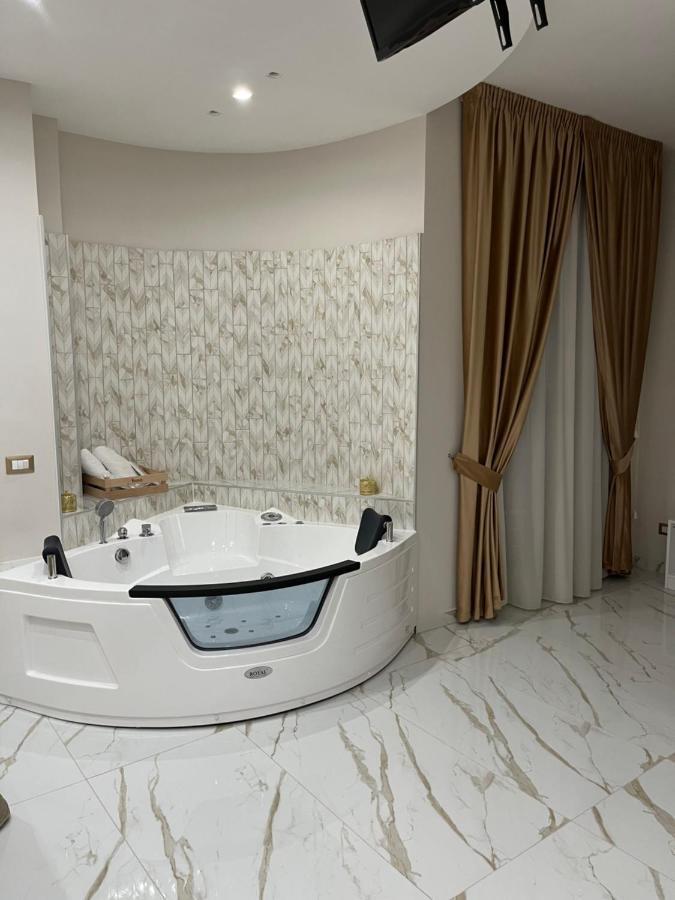 Redamare Suite Lago Patria Buitenkant foto