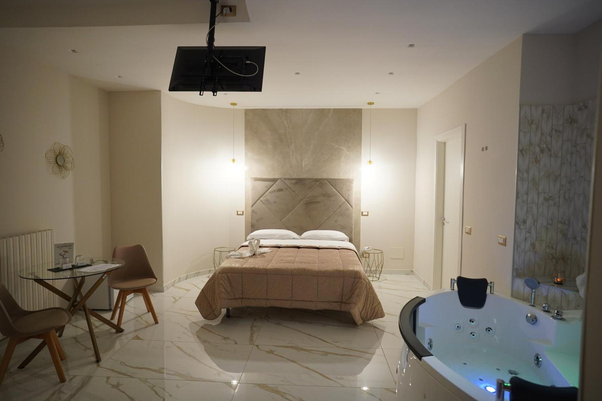 Redamare Suite Lago Patria Buitenkant foto