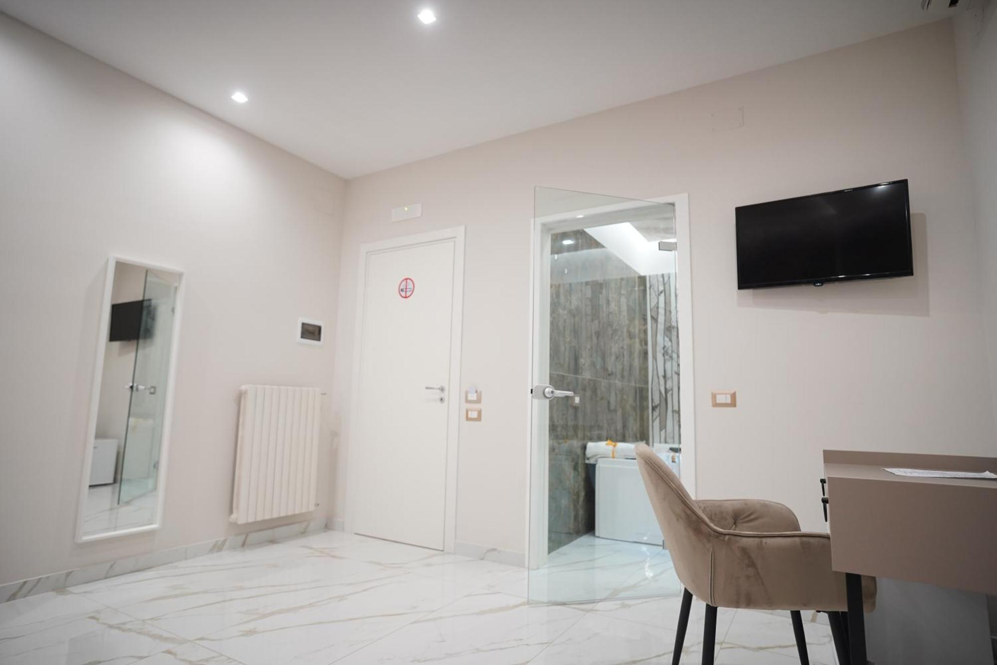 Redamare Suite Lago Patria Buitenkant foto