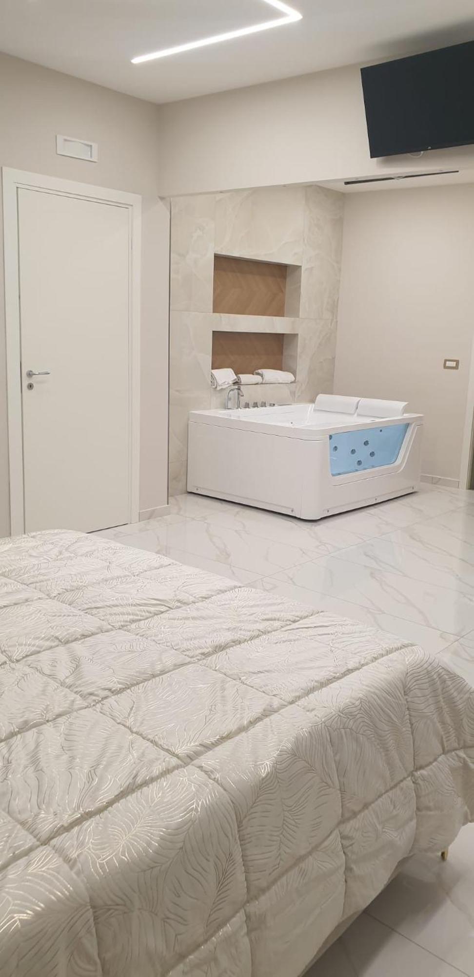 Redamare Suite Lago Patria Buitenkant foto